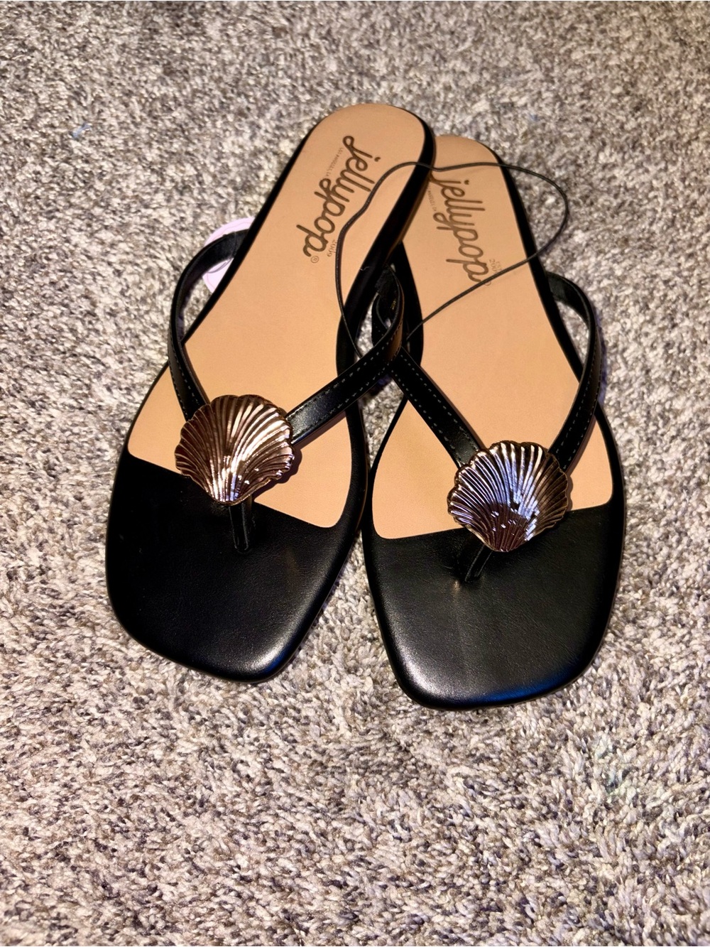 Jellypop Black Thong Sandals with Metallic Shell Accent NWT